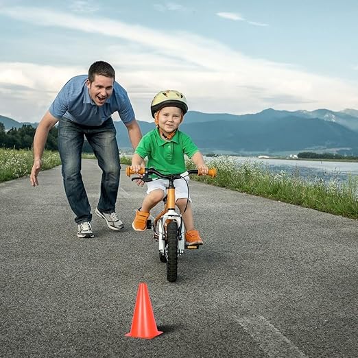 Alyoen 9 inch Orange Traffic Cones, Plastic Sport Cones, Soccer Training Cones for Outdoor Activity & Festive Events (Sets of 10/15/ 20)