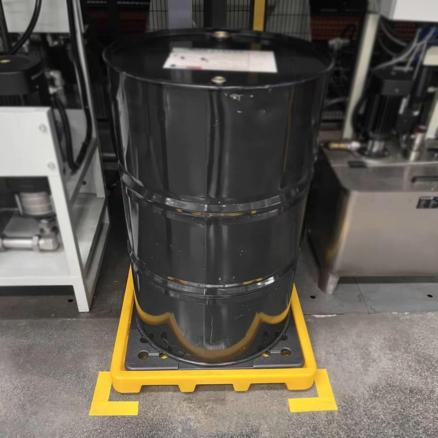 Drum Containment Spill Pallet, Industrial Nestable Oil Drums Leak-Proof Tray, Garage Storage Detachable Anti Slip Polyethylene Platform with Drain (Color : Yellow-5 Pack, Size : 26.6"x26.6"x