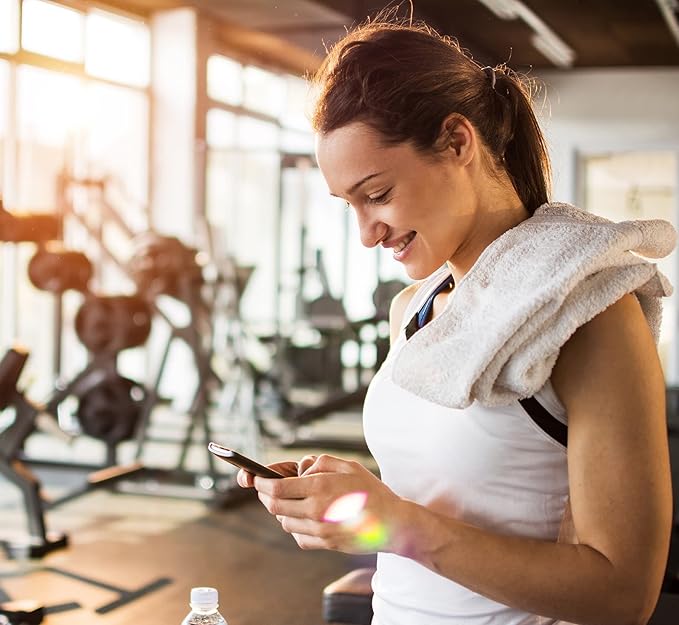 GOLD TEXTILES 36 Pack White Small Bath Towels 20x40 Inches - Cotton Blend Economy Cheap Bulk Bath Towels for Commercial Uses, Gym, Salon, Spa & Hair - Lightweight Quick Drying (36 White)