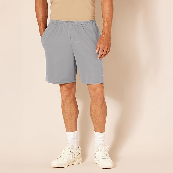 Amazon Essentials Men's Performance Tech Loose-Fit Shorts (Available in Big & Tall), Pack of 2