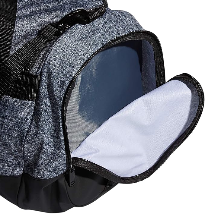 adidas Unisex Defender 4.0 Gym Duffel Bag for Men and Women, Jersey Onix Grey/Black, Small (38L)